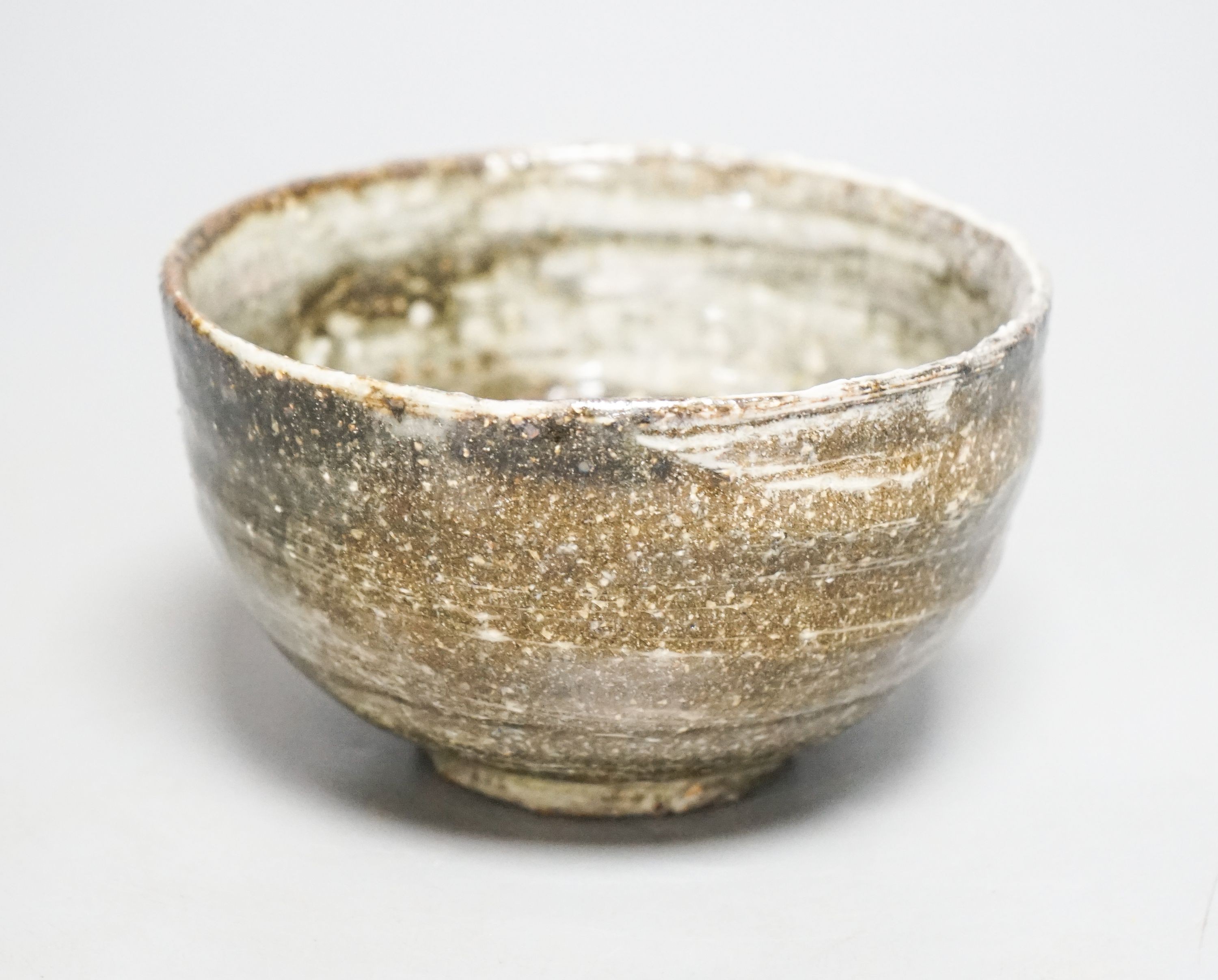 Akiko Hirai (Japanese, b.1970), a stoneware tea bowl 12cm